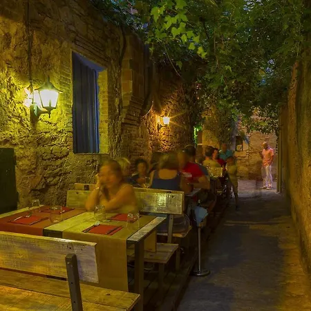 El Cau Del Papibou - Adults Only 3*